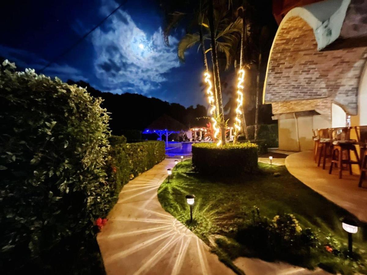 Hotel Delfin Playa Bejuco เอสเตริโญส เอสเต ภายนอก รูปภาพ