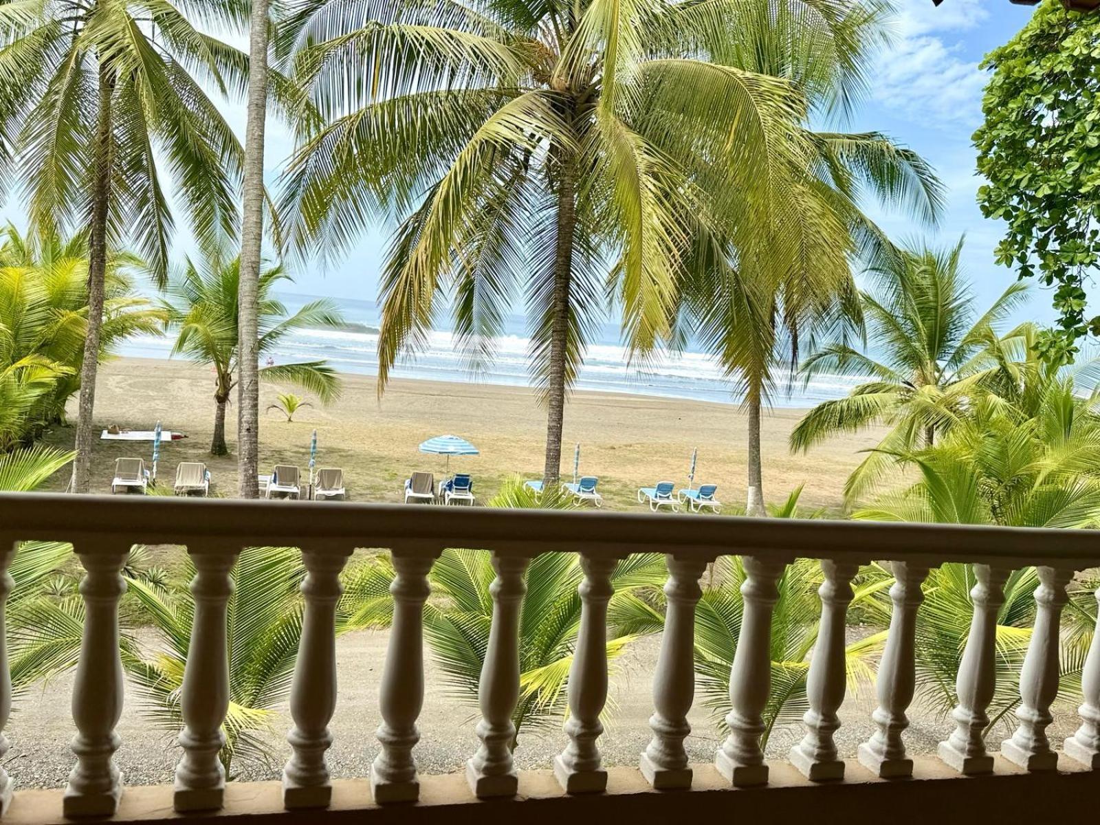 Hotel Delfin Playa Bejuco เอสเตริโญส เอสเต ภายนอก รูปภาพ