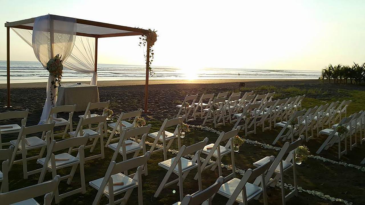 Hotel Delfin Playa Bejuco เอสเตริโญส เอสเต ภายนอก รูปภาพ