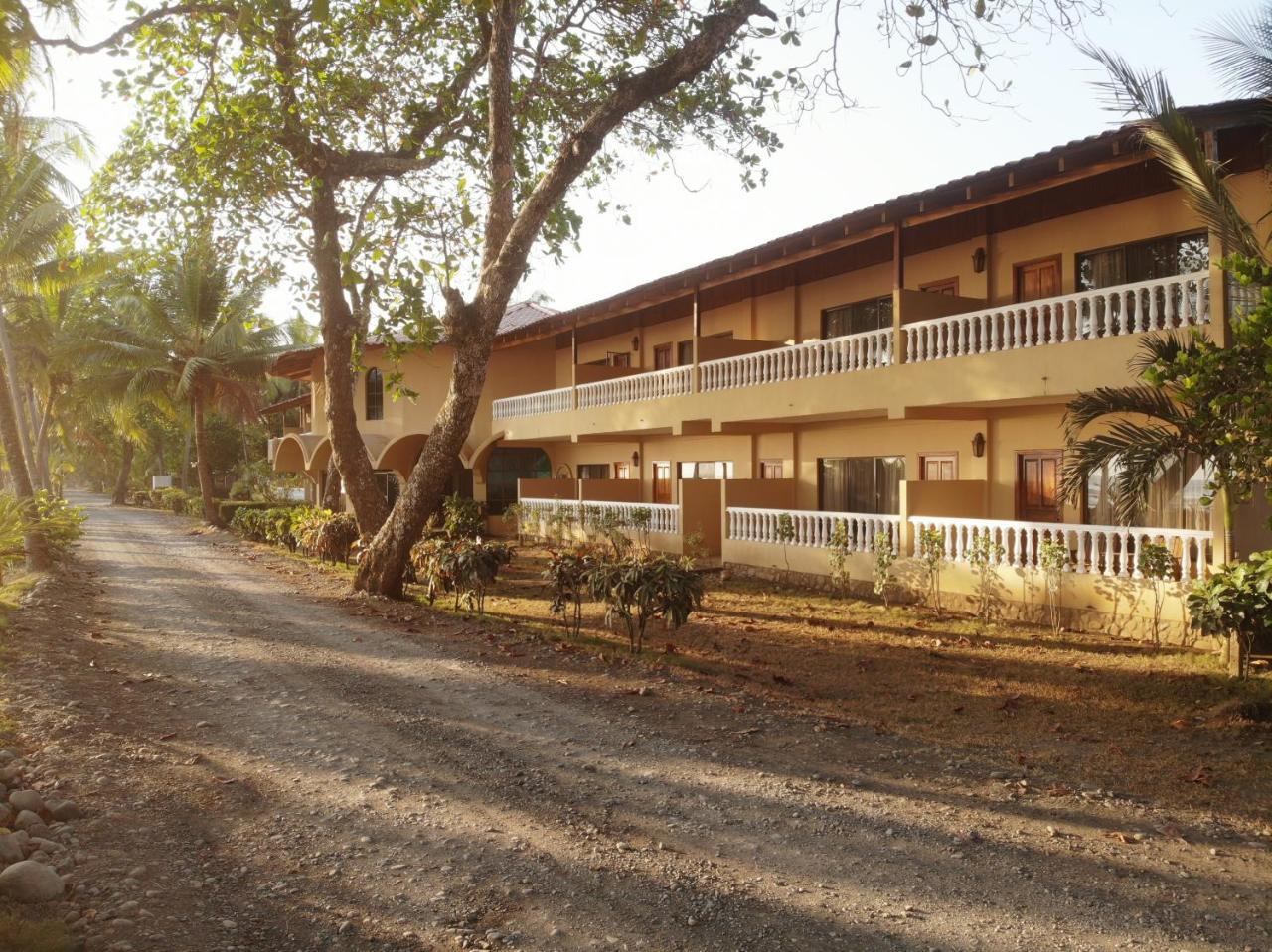 Hotel Delfin Playa Bejuco เอสเตริโญส เอสเต ภายนอก รูปภาพ
